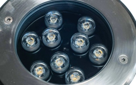 Lampa najazdowa dogruntowa 12W multicolor 1200lm kąt świecenia 30° IP65