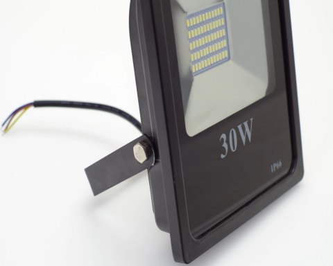 Naświetlacz halogen LED 30W 5700K 3000lm kąt świecenia 120°