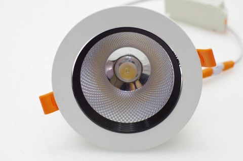 Oczko oprawa sufitowa plafon wpuszczany podtynkowy Downlight COB 7W 4000K 700lm 230V