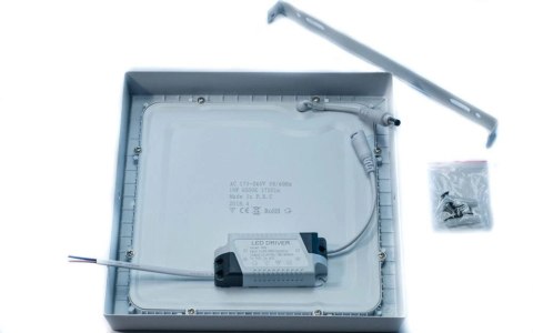 Panel natynkowy kwadratowy plafon ledowy LED 22cm 18W 6000K 2200lm solidny mocny kąt świecenia 120°