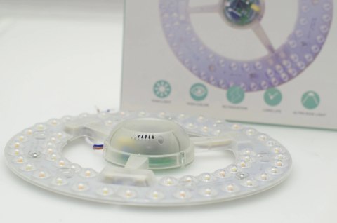 Wkład do plafonu LED 15W zmienna barwa światła